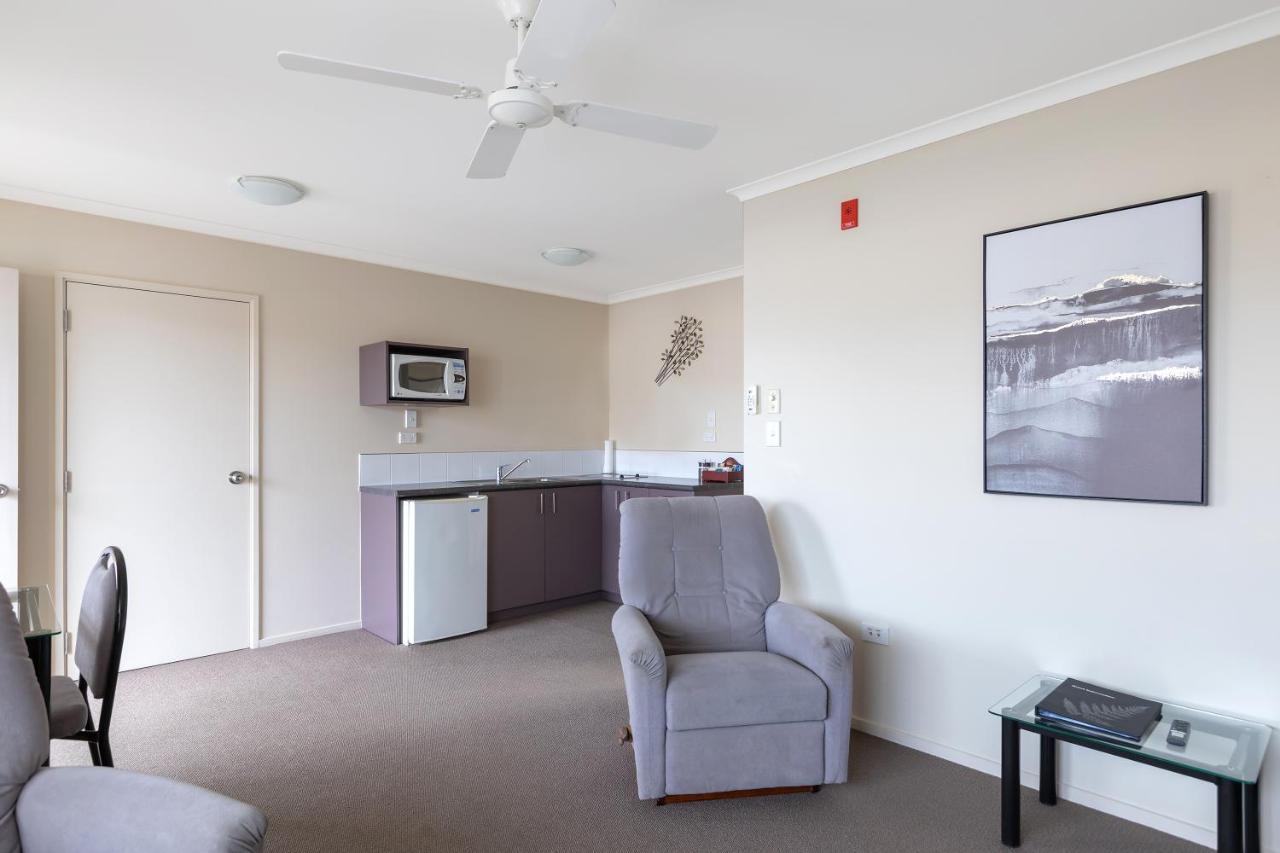 Bk'S Chardonnay Motor Lodge Masterton Exterior foto